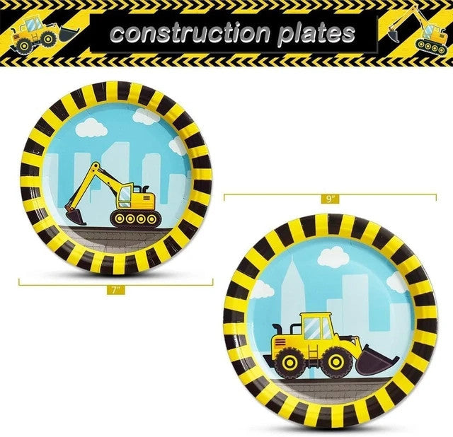 WERNNSAI Video Game Party Supplies Set 48pcs Plates & Napkins for 16 Guests